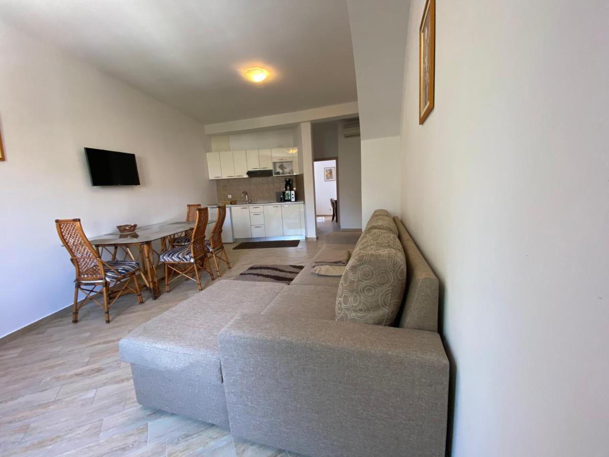 Apartments Nautica 노비비노돌스키 외부 사진